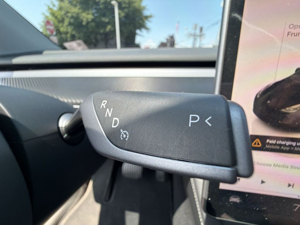 Thumbnail: 2023 Tesla Model Y - 26