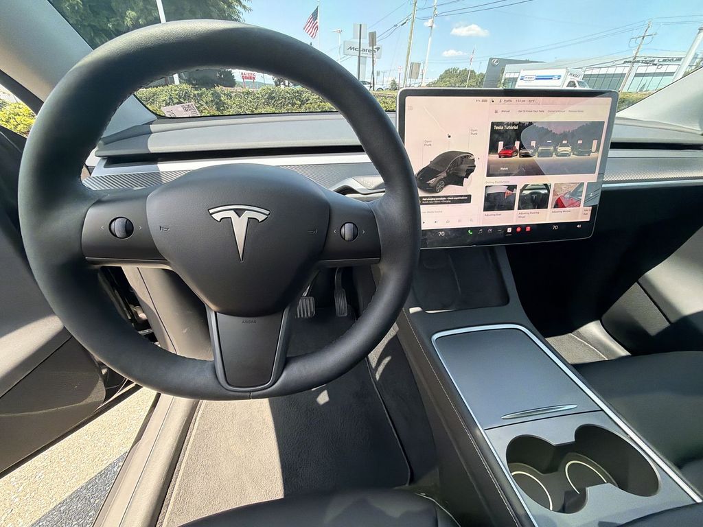 Thumbnail: 2023 Tesla Model Y - 27