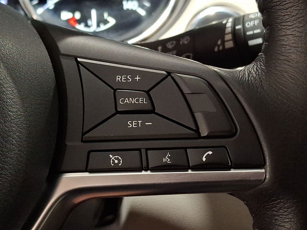 Thumbnail: 2019 Nissan Rogue Sport - 21