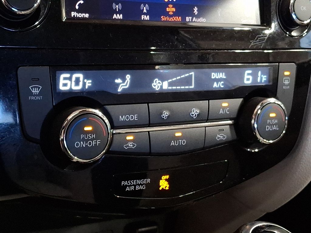 Thumbnail: 2019 Nissan Rogue Sport - 18