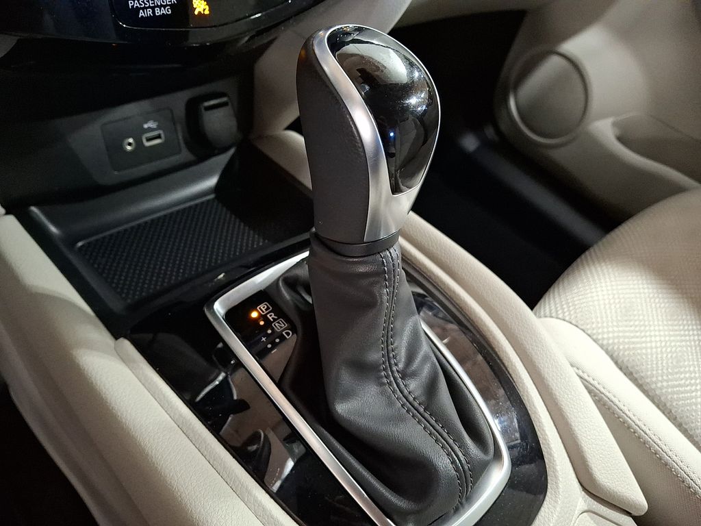 Thumbnail: 2019 Nissan Rogue Sport - 11