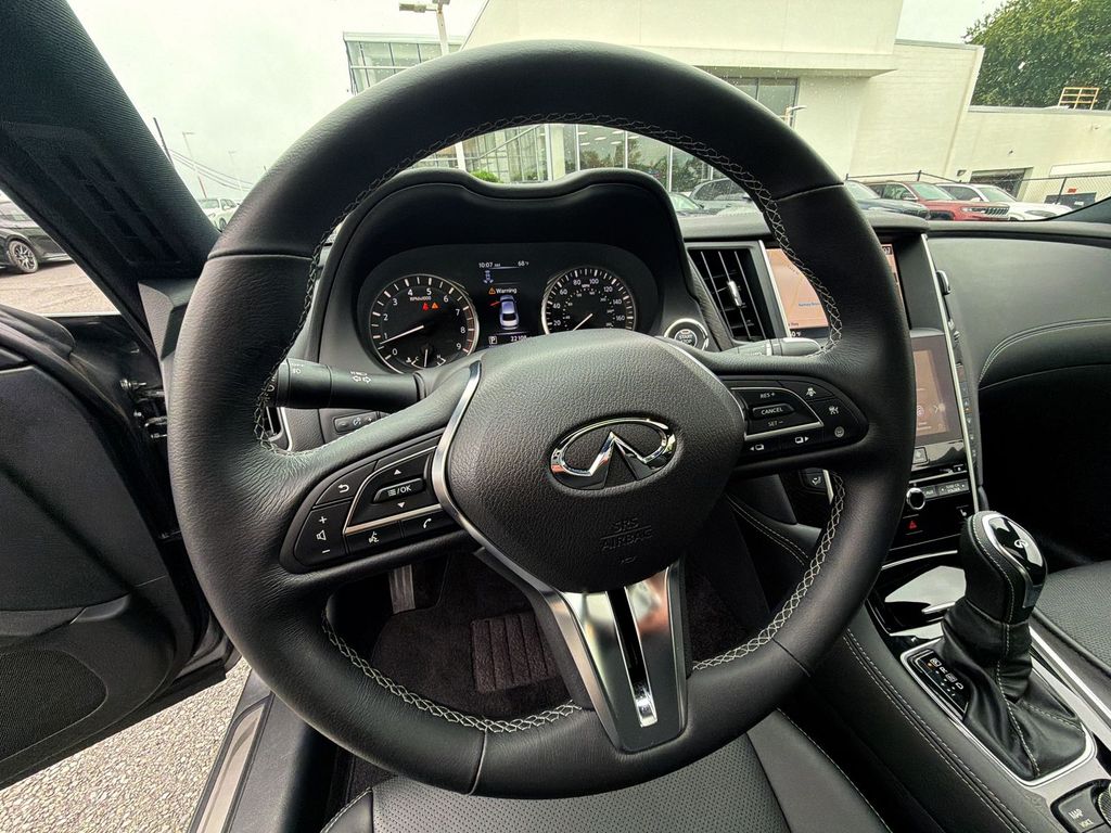 Thumbnail: 2023 INFINITI Q50 - 10