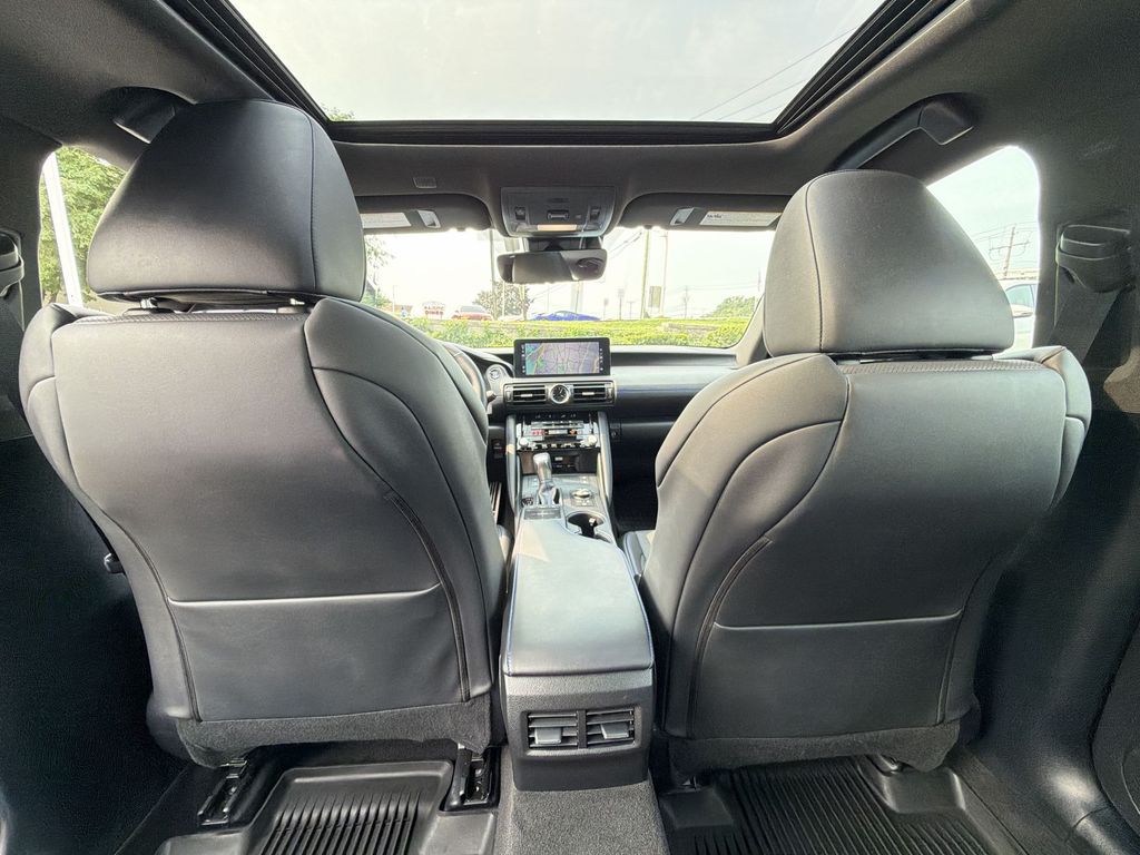 Thumbnail: 2024 Lexus ES - 25