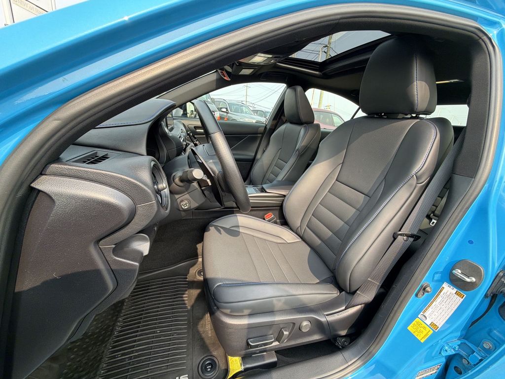 Thumbnail: 2024 Lexus ES - 13