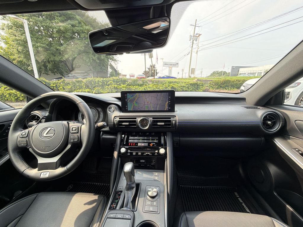 Thumbnail: 2024 Lexus ES - 2