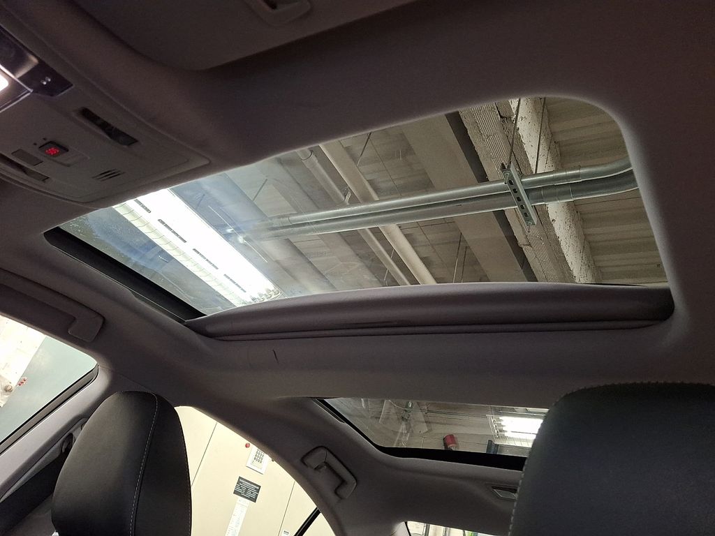 Thumbnail: 2016 Lexus ES - 19