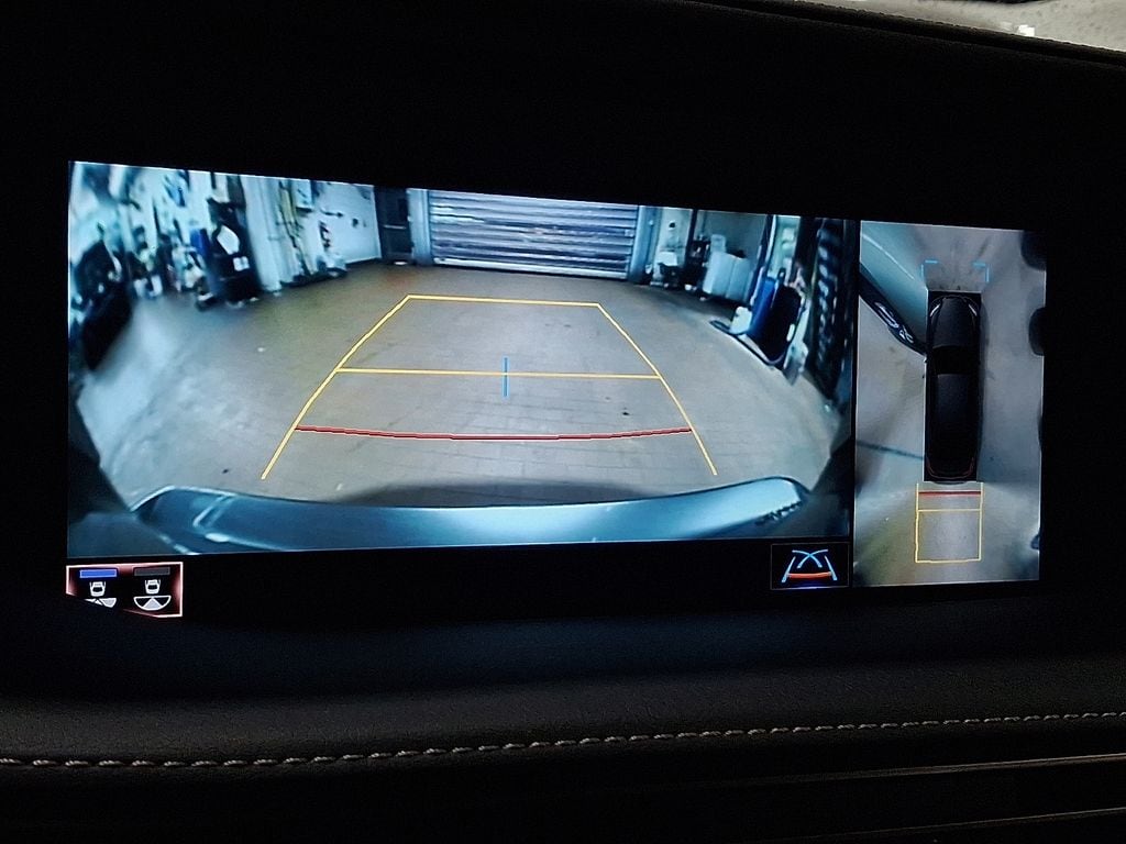 Thumbnail: 2018 Lexus LS - 16