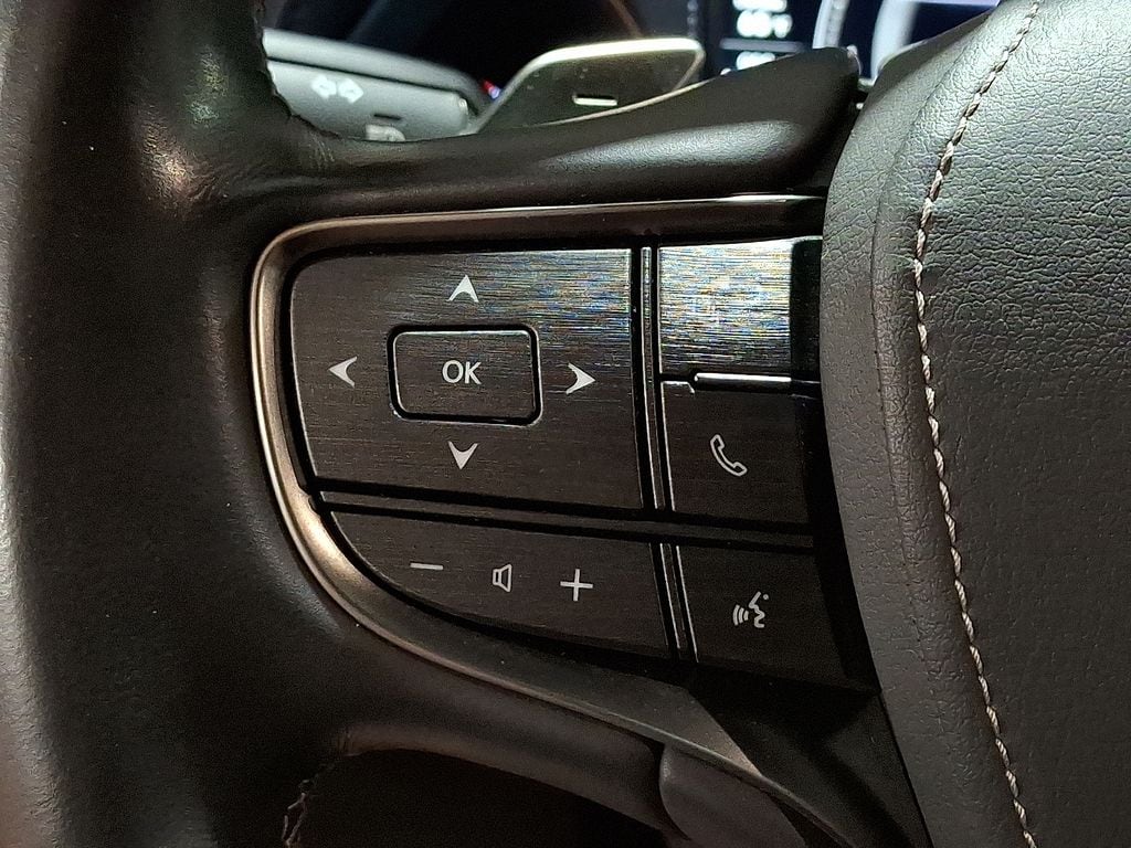 Thumbnail: 2018 Lexus LS - 18