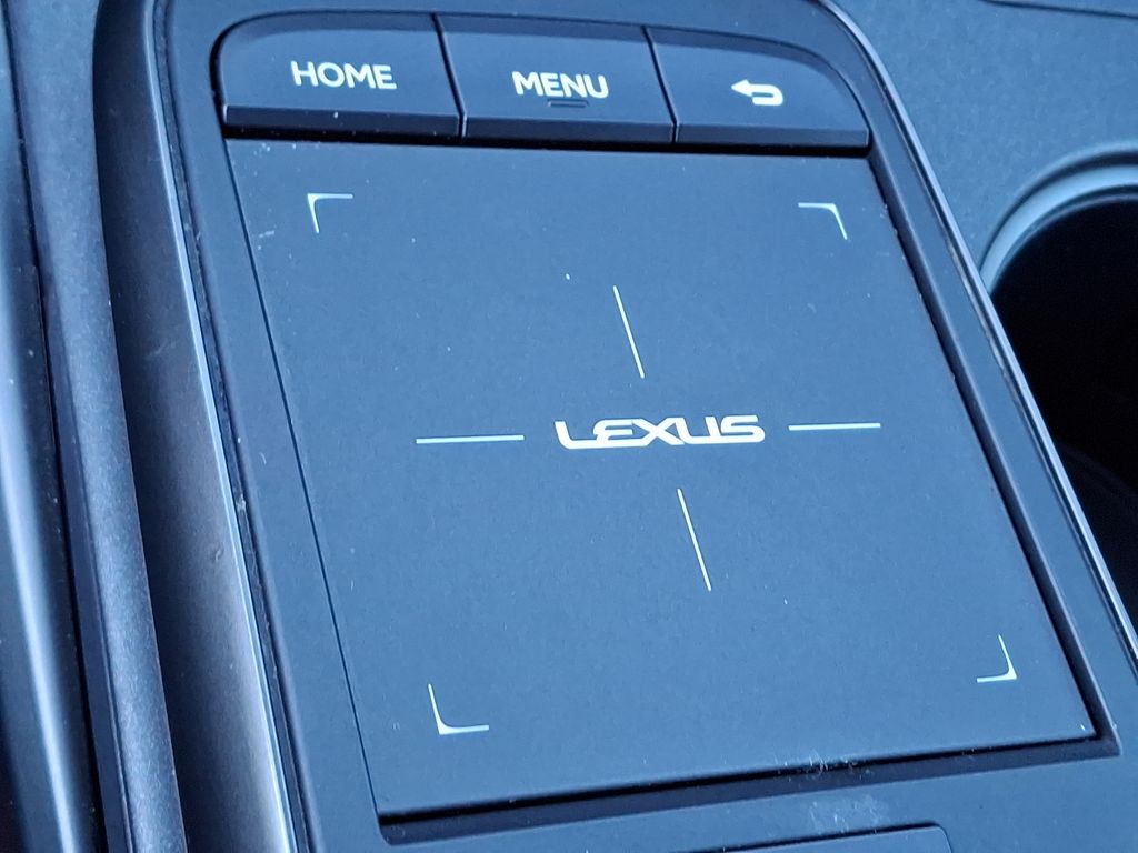 2022 Lexus IS 300 23