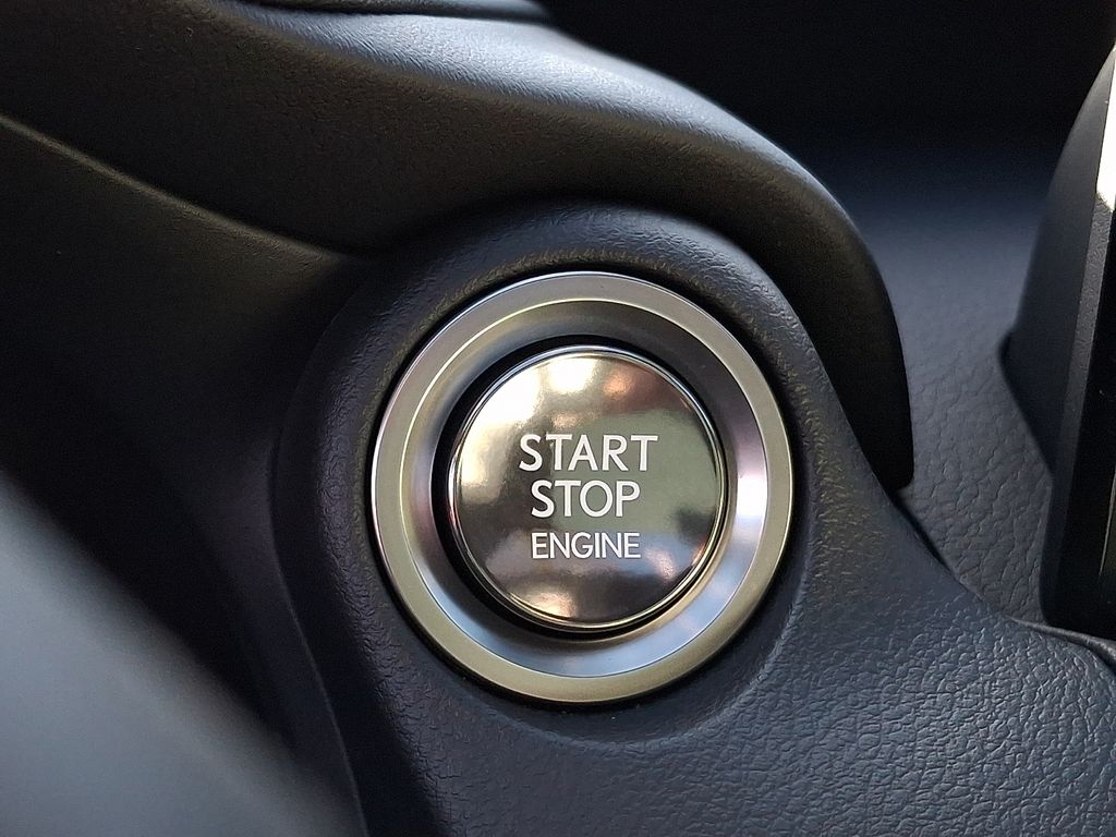 Thumbnail: 2025 Lexus ES - 22