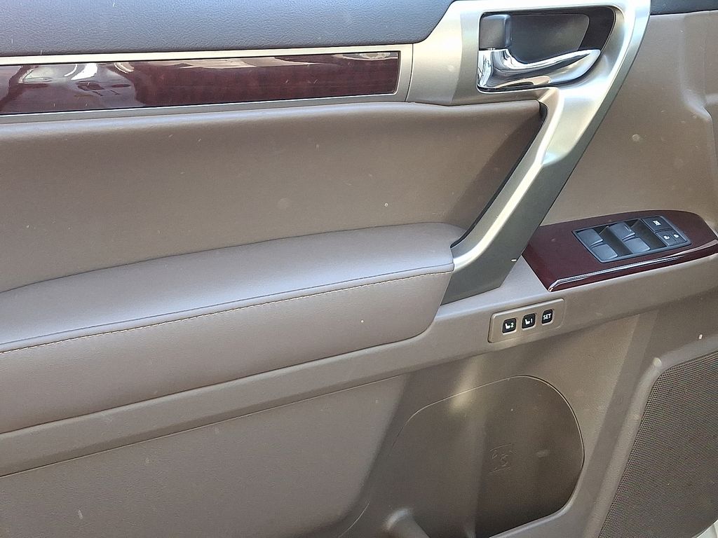 2019 Lexus GX 460 15