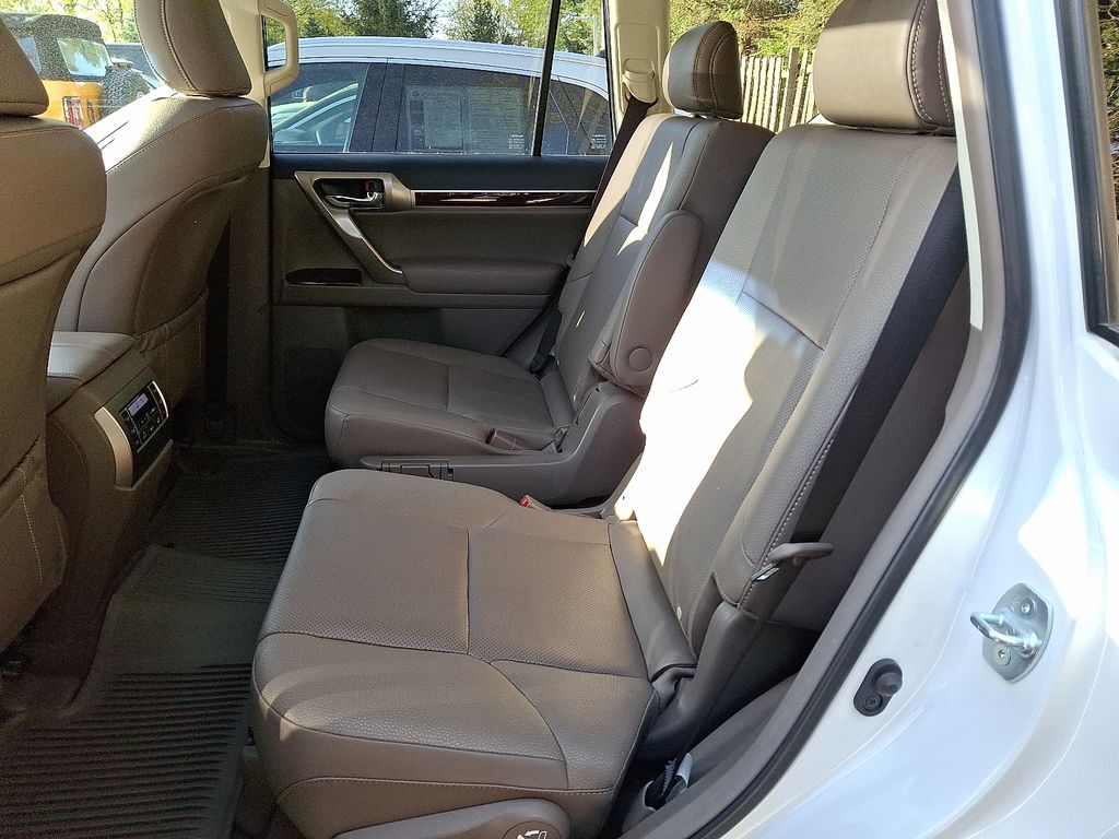 2019 Lexus GX 460 8