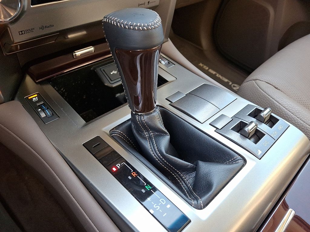 2019 Lexus GX 460 10