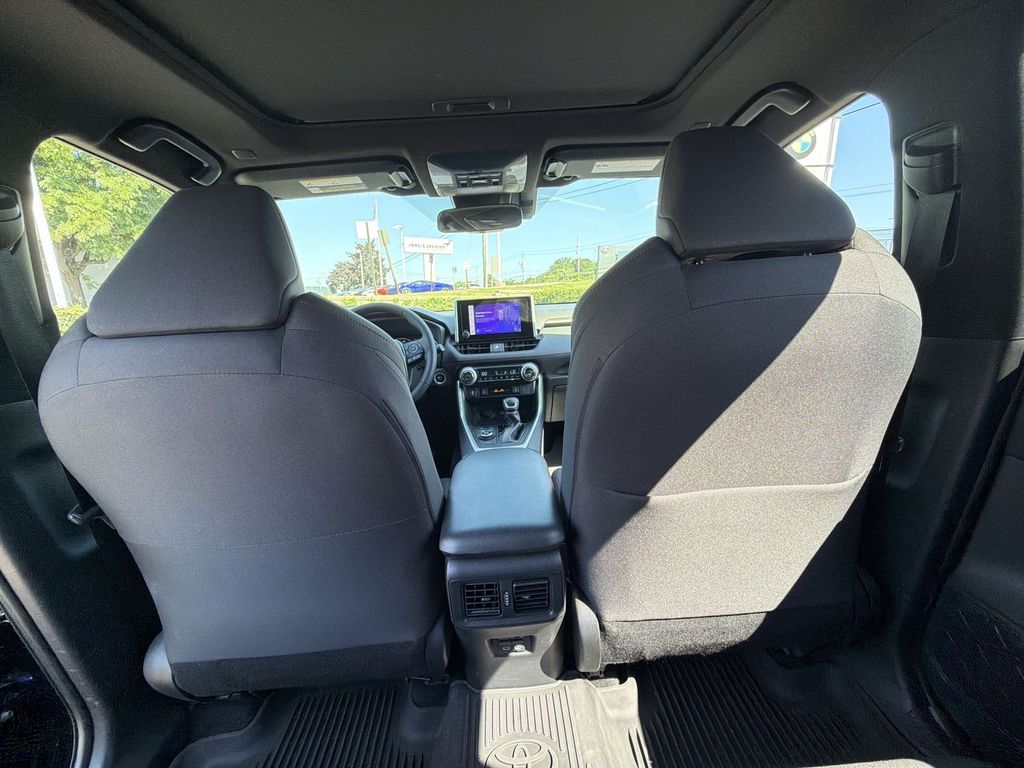 Thumbnail: 2024 Toyota RAV4 - 18