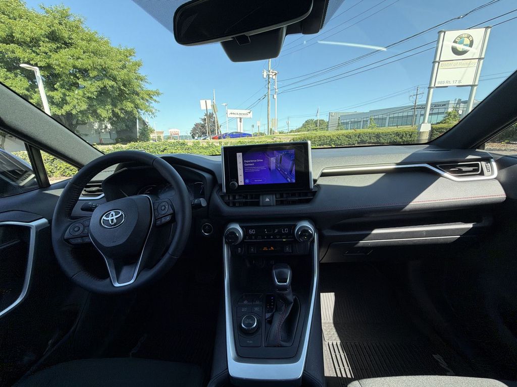 Thumbnail: 2024 Toyota RAV4 - 2