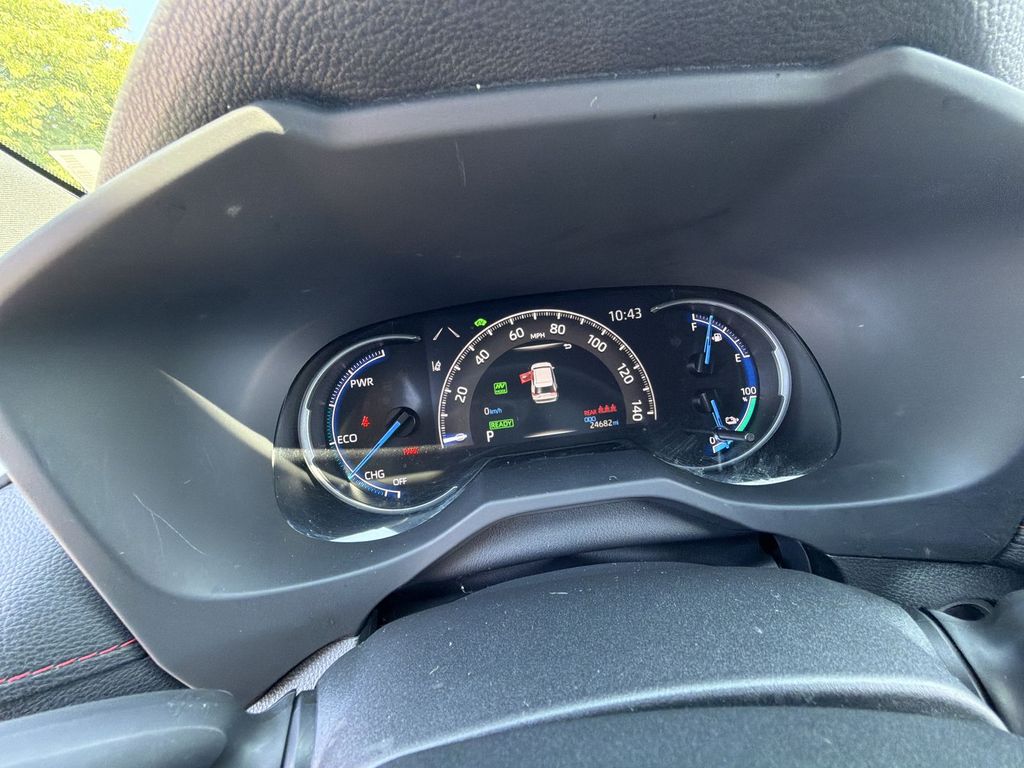 Thumbnail: 2024 Toyota RAV4 - 16