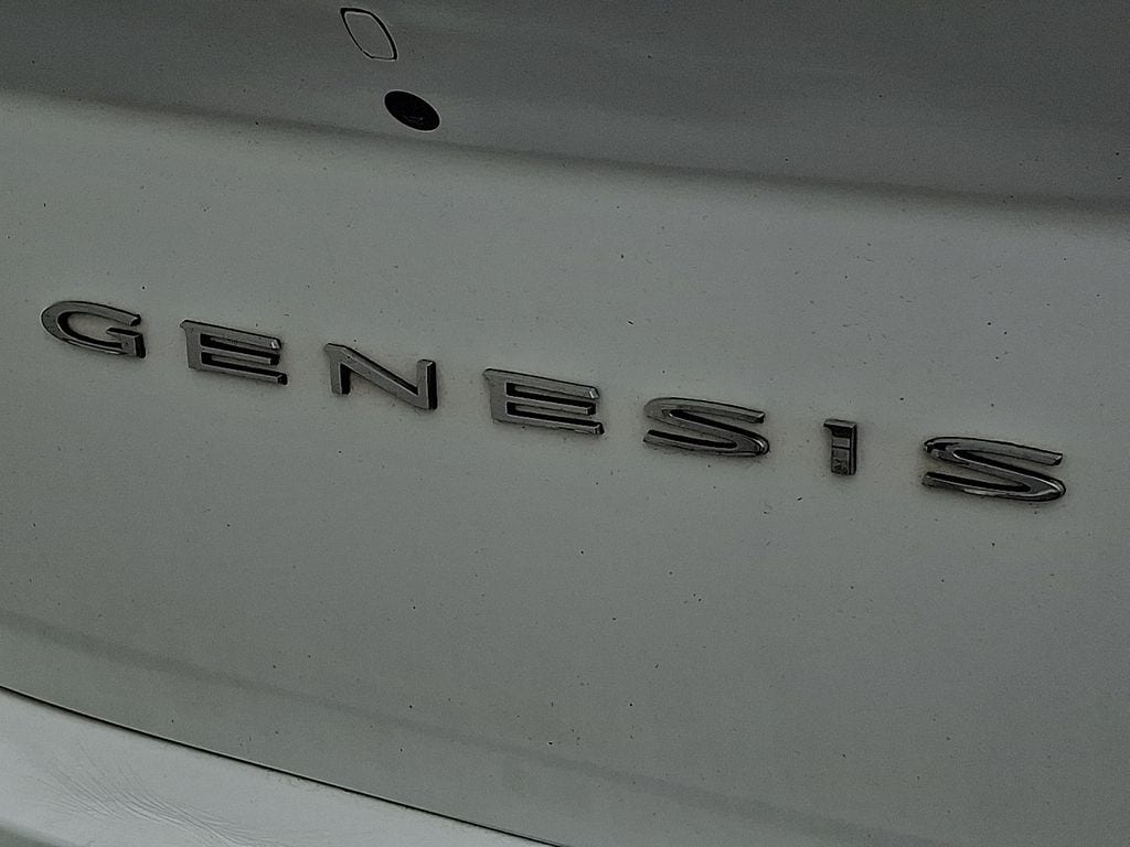 Thumbnail: 2022 Genesis G70 - 30