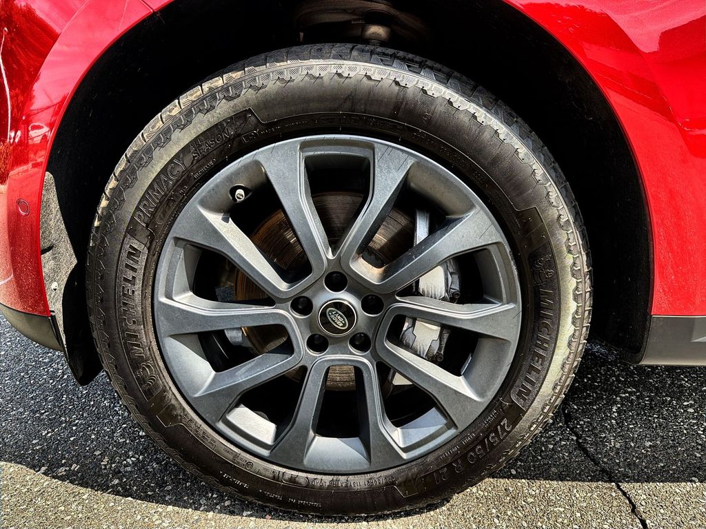 Thumbnail: 2023 Land Rover Range Rover Sport - 8