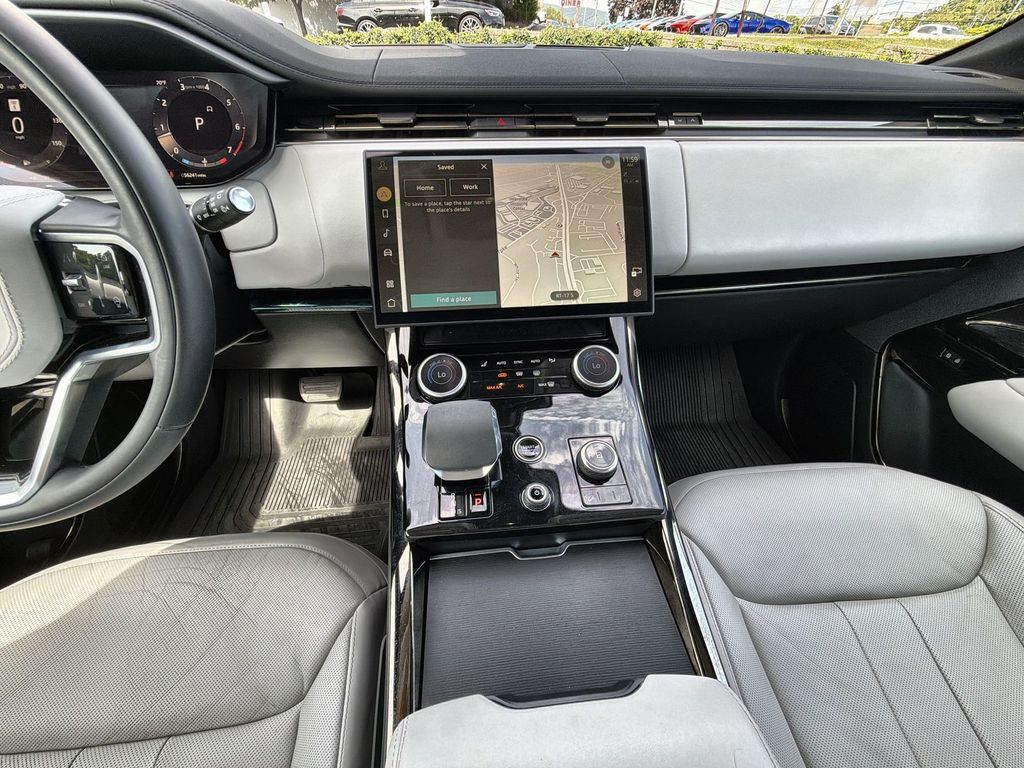 Thumbnail: 2023 Land Rover Range Rover Sport - 14