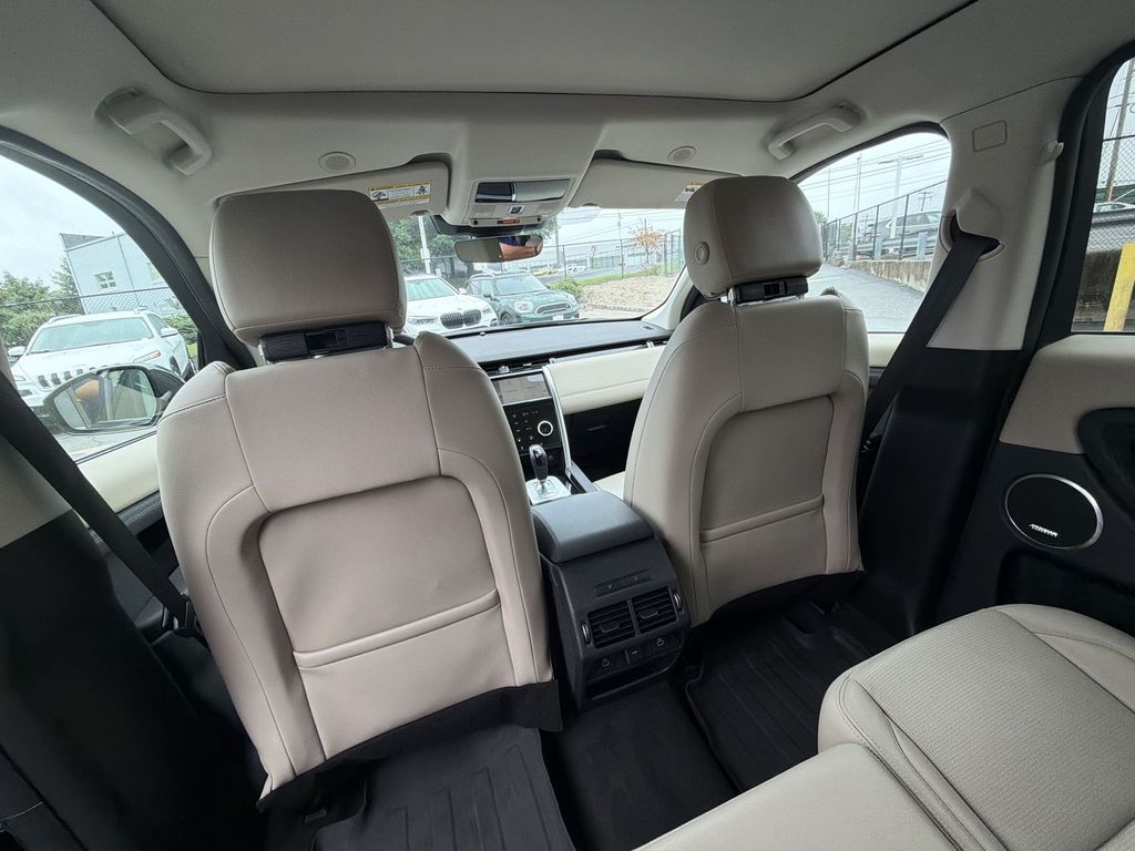 Thumbnail: 2023 Land Rover Discovery Sport - 12