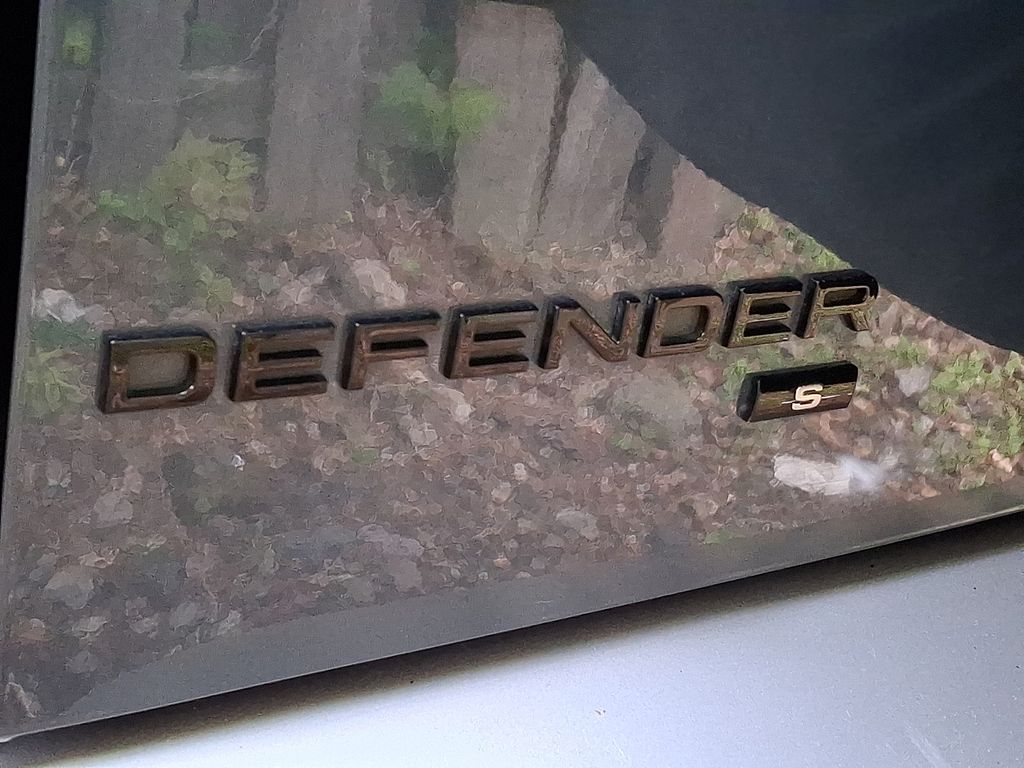 Thumbnail: 2020 Land Rover Defender - 5