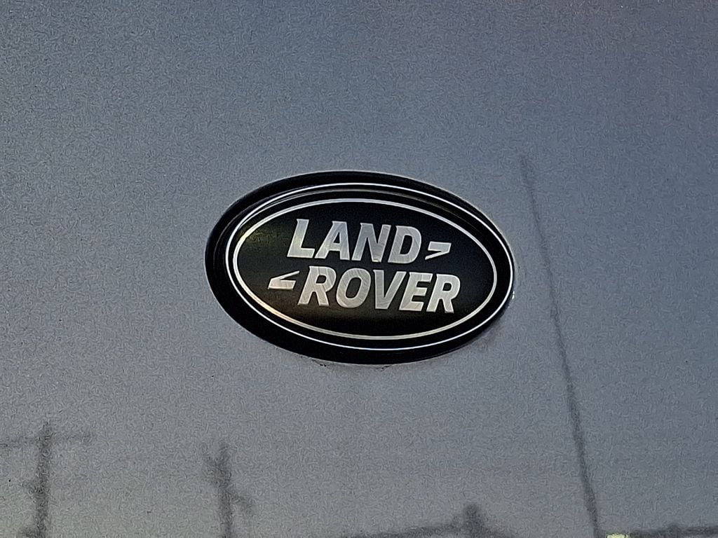 Thumbnail: 2022 Land Rover Defender - 29