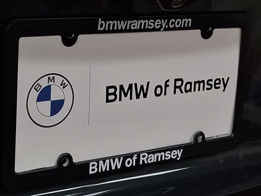 Thumbnail: 2023 Land Rover Range Rover - 30