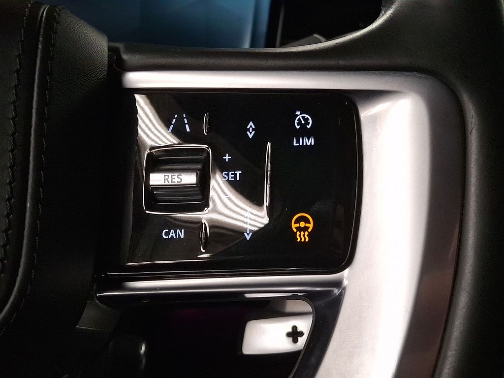 Thumbnail: 2023 Land Rover Range Rover - 11