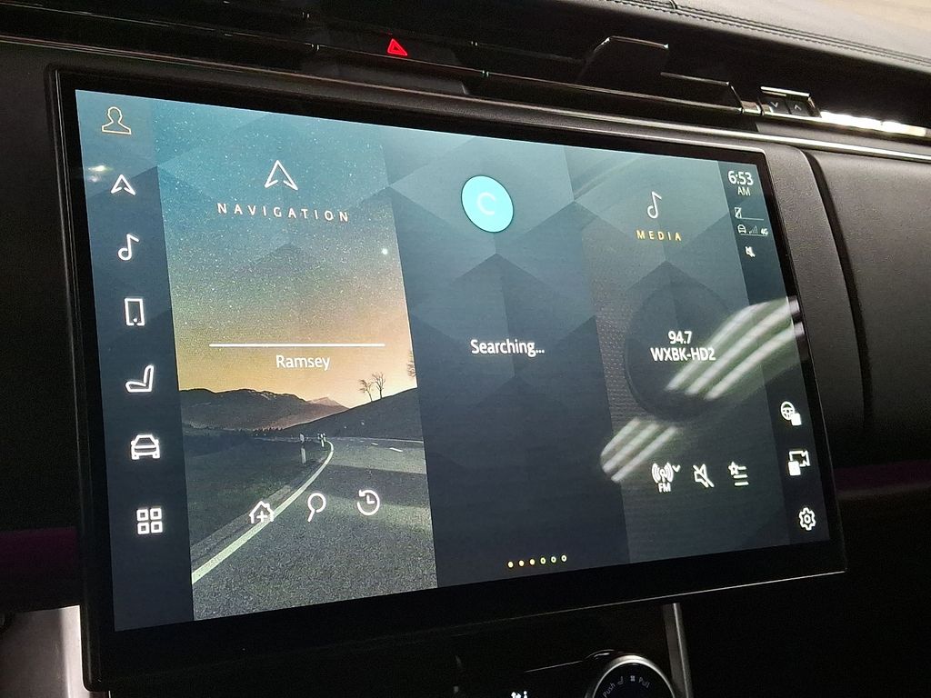 Thumbnail: 2023 Land Rover Range Rover - 22