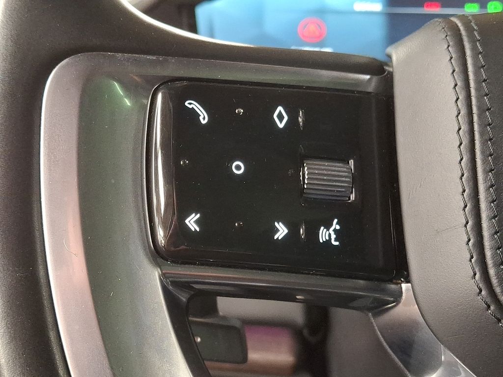 Thumbnail: 2023 Land Rover Range Rover - 24