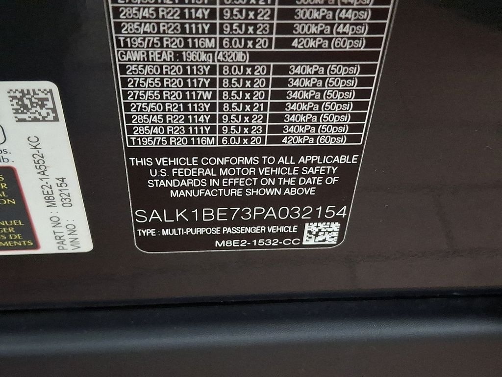 Thumbnail: 2023 Land Rover Range Rover - 28