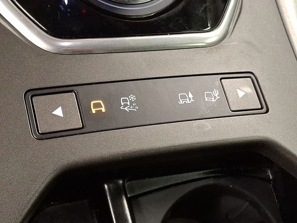 Thumbnail: 2017 Land Rover Range Rover Evoque - 22