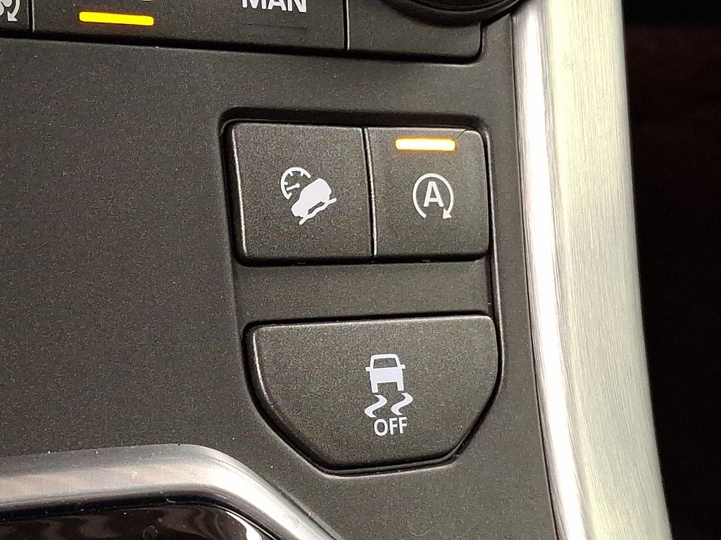 Thumbnail: 2017 Land Rover Range Rover Evoque - 23