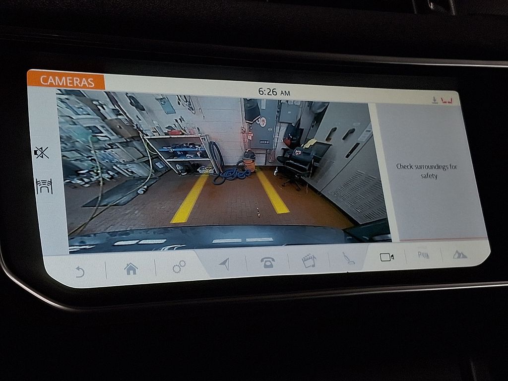 Thumbnail: 2019 Land Rover Range Rover Evoque - 5