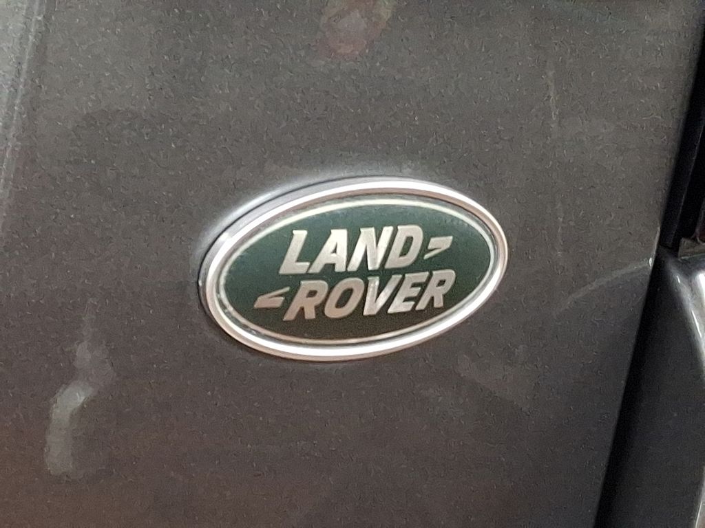 Thumbnail: 2019 Land Rover Range Rover Evoque - 32