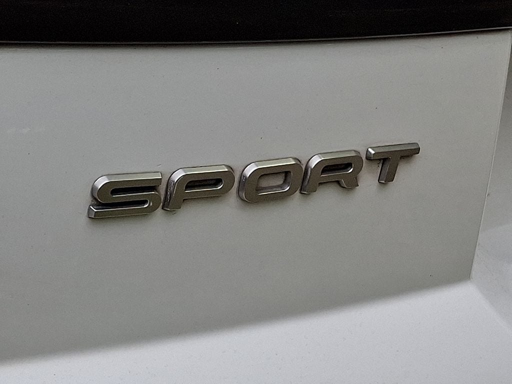 Thumbnail: 2016 Land Rover Range Rover Sport - 4