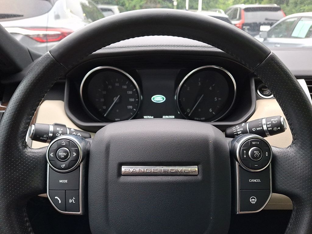 Thumbnail: 2016 Land Rover Range Rover Sport - 21