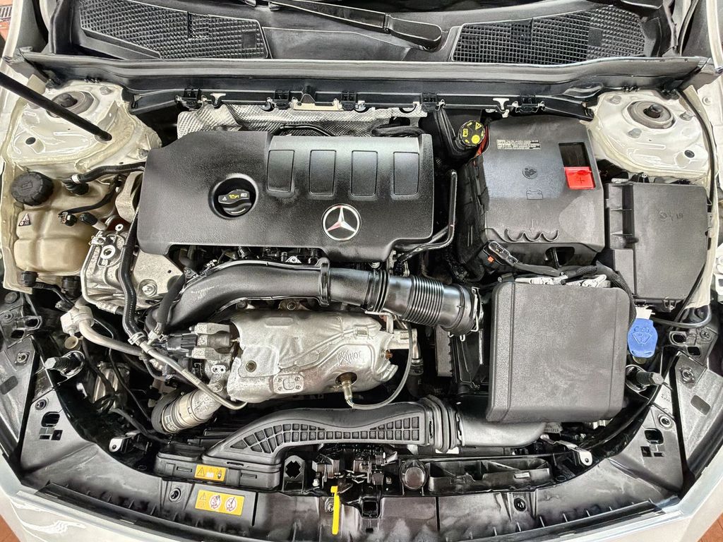 Thumbnail: 2022 Mercedes-Benz CLA - 8