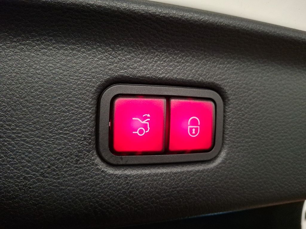 Thumbnail: 2021 Mercedes-Benz S-Class - 27