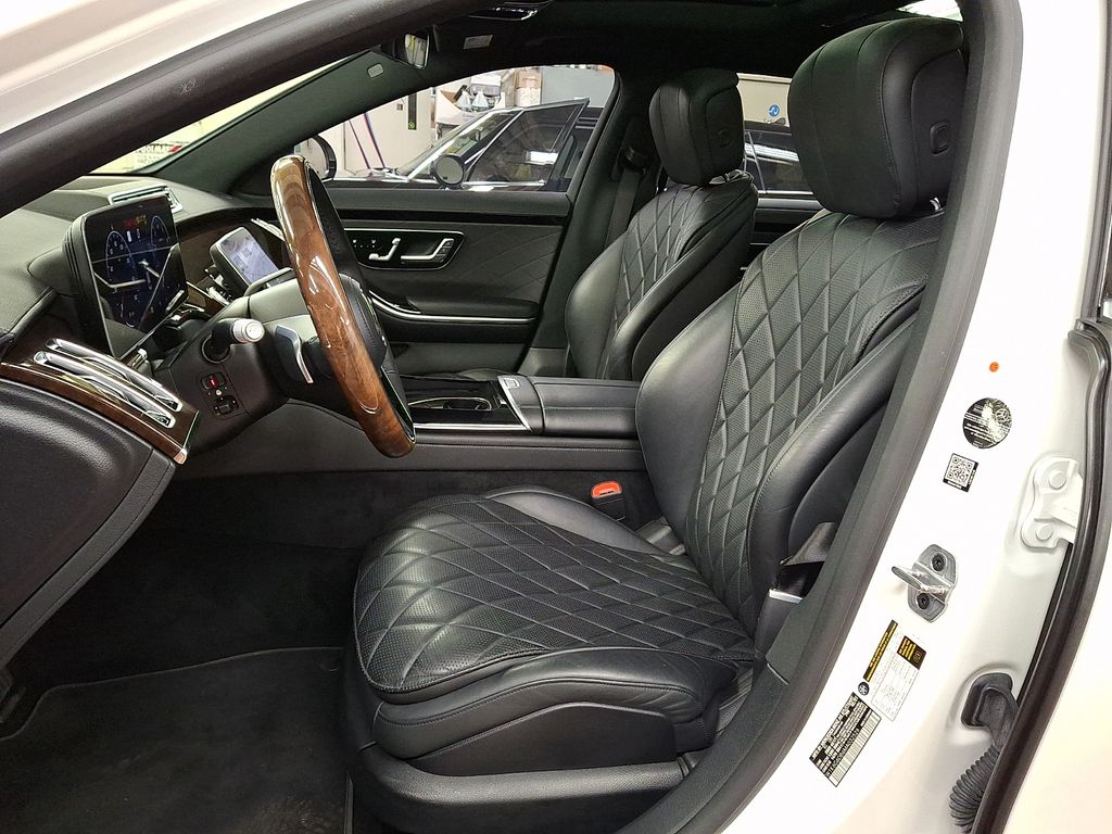 Thumbnail: 2021 Mercedes-Benz S-Class - 7