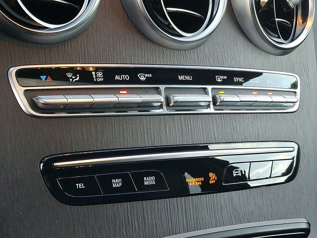 Thumbnail: 2021 Mercedes-Benz GLC - 18