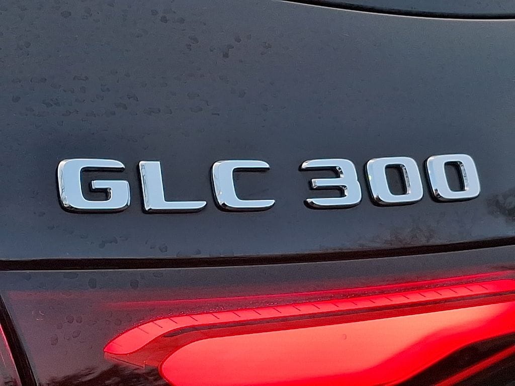 Thumbnail: 2023 Mercedes-Benz GLC - 6