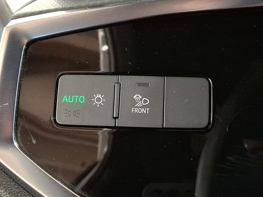 Thumbnail: 2019 Audi Q3 - 27