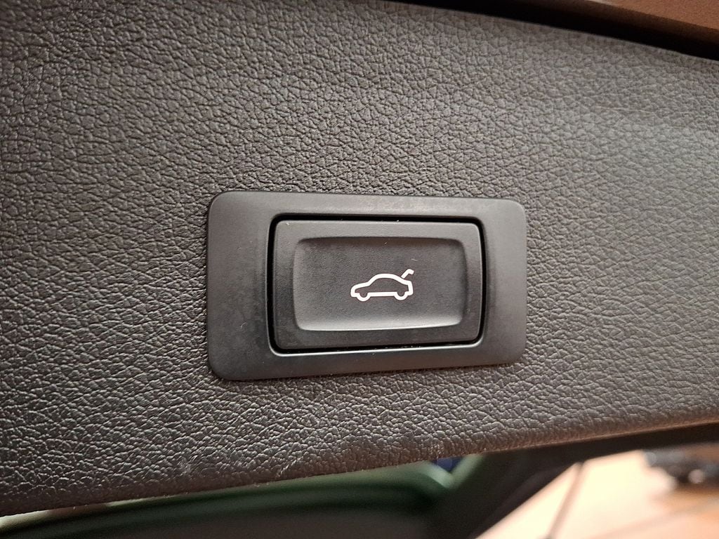 Thumbnail: 2016 Audi Q5 - 30