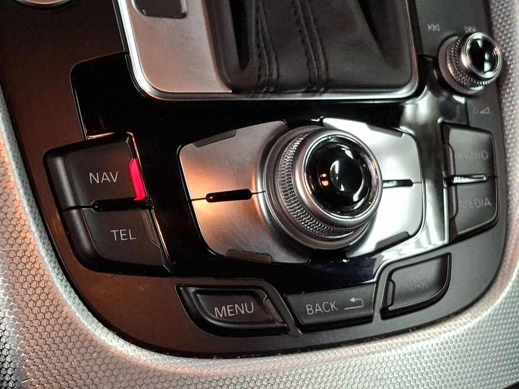 Thumbnail: 2016 Audi Q5 - 25