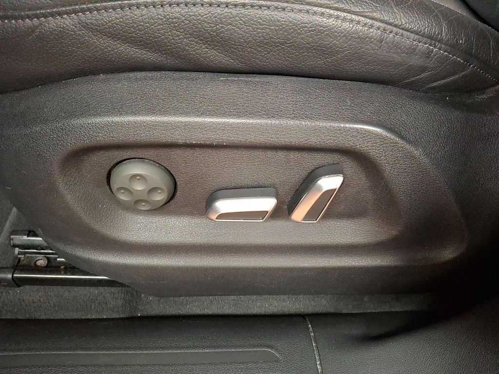 Thumbnail: 2016 Audi Q5 - 19