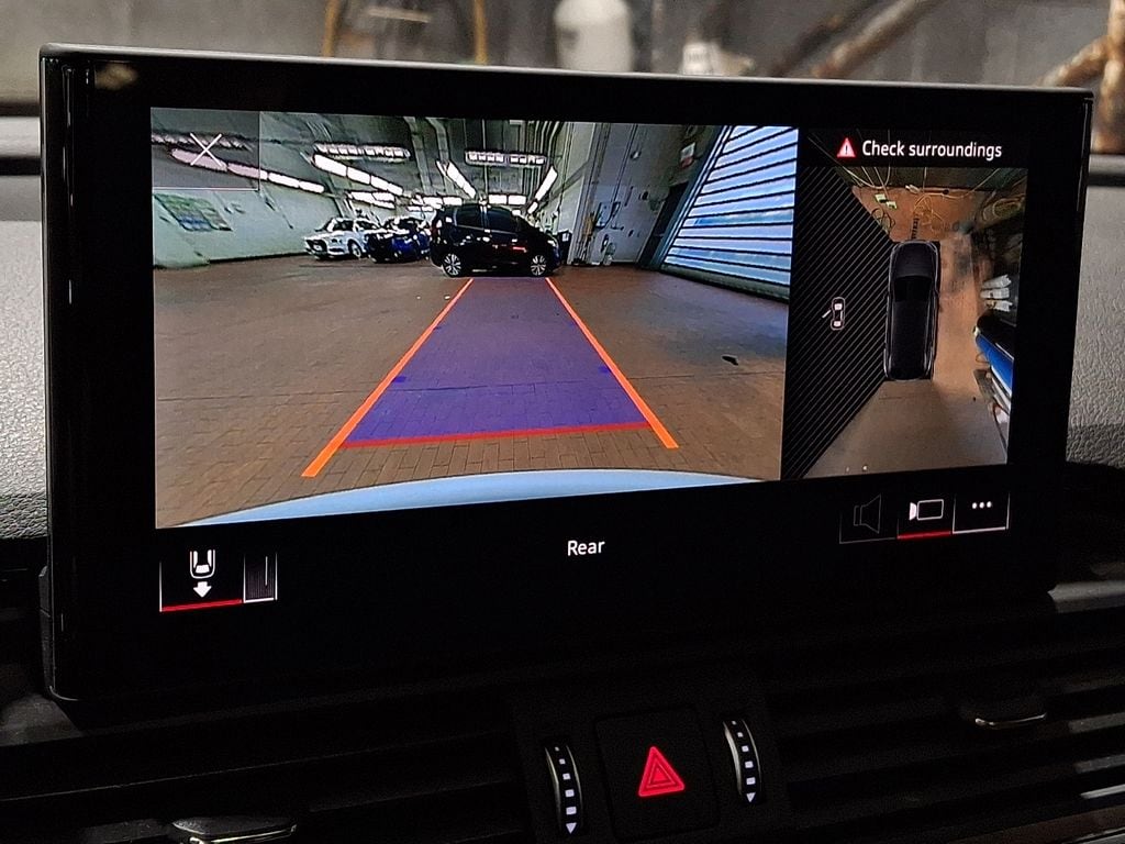 Thumbnail: 2024 Audi Q5 - 21