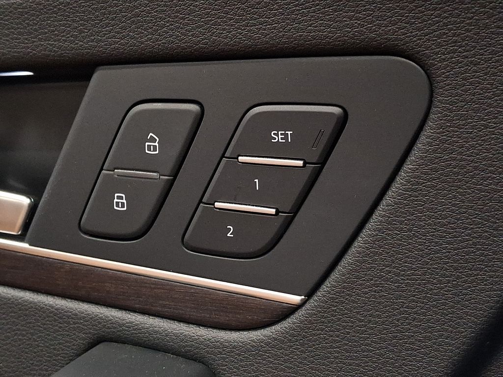 Thumbnail: 2024 Audi Q5 - 28
