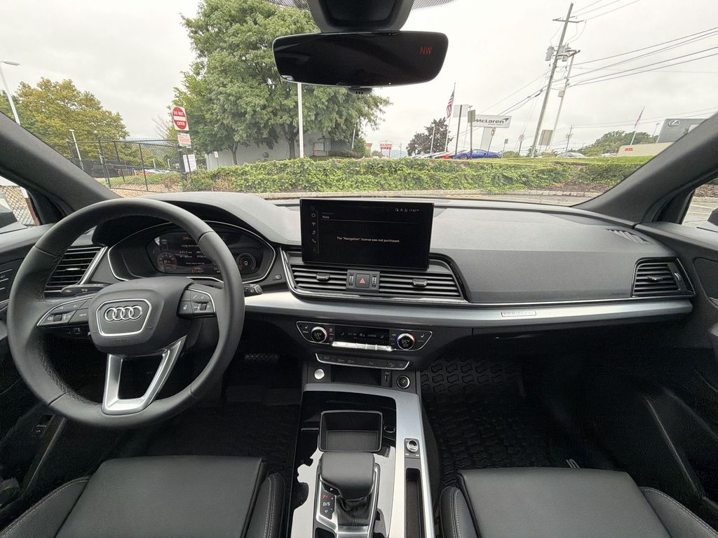 Thumbnail: 2024 Audi Q5 - 2