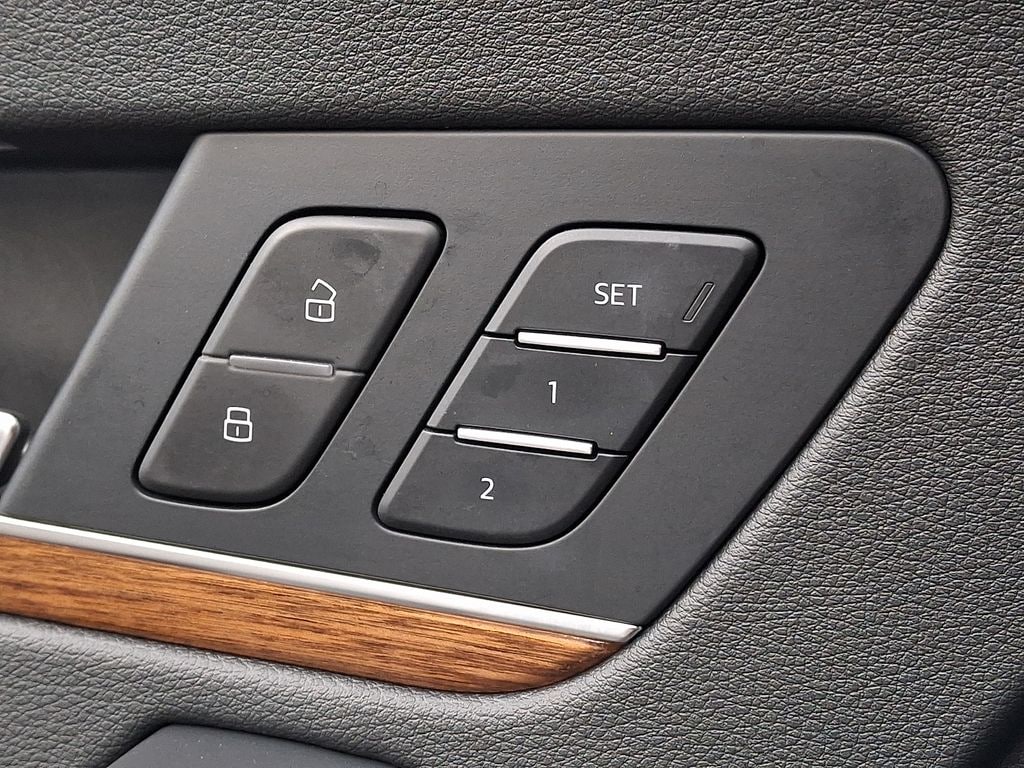 Thumbnail: 2022 Audi Q5 - 28